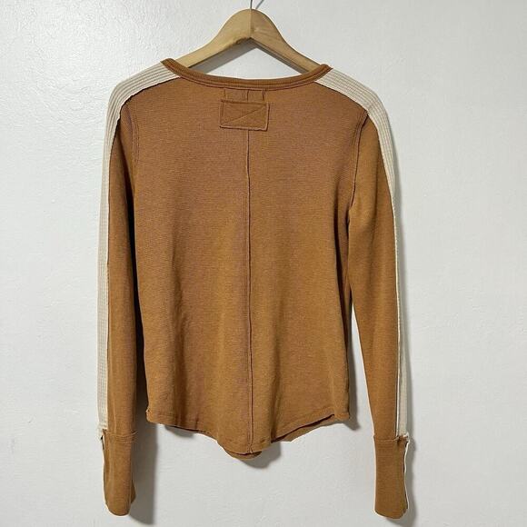 Free People Tasha Thermal Top Size L Ochre Combo Snap Button Cuffs Bohemian - Picture 2 of 8